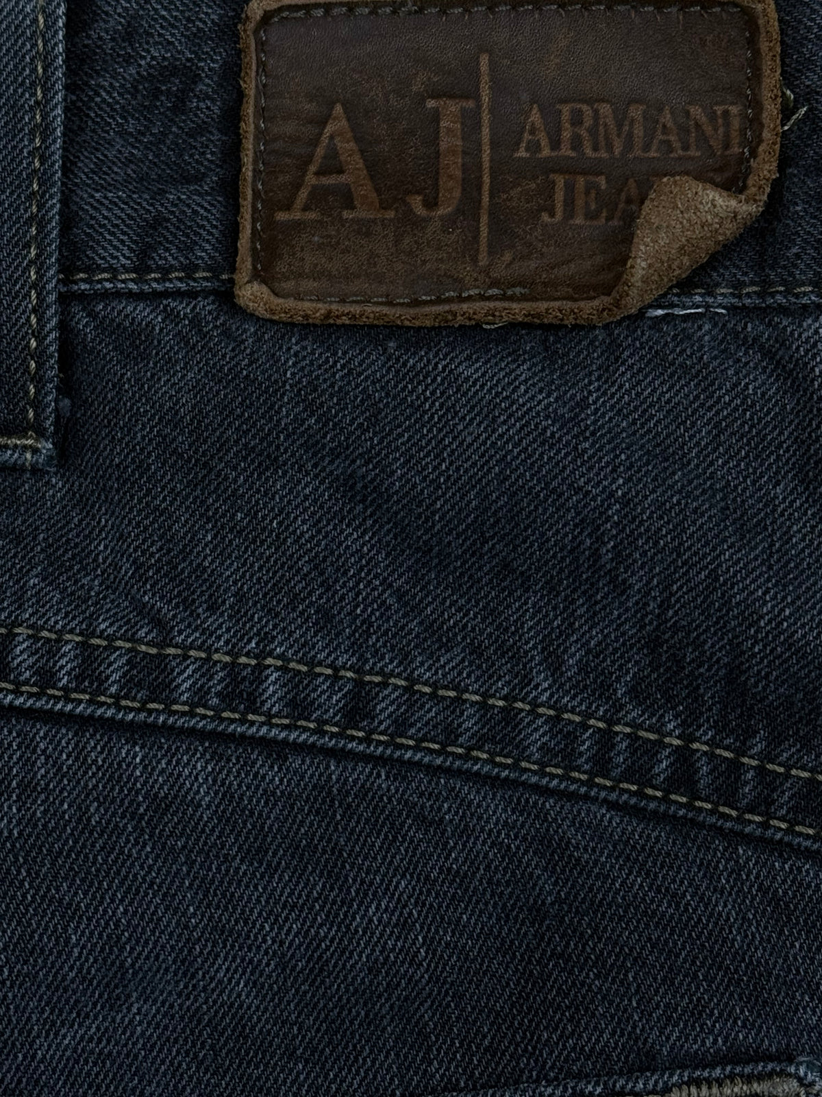 vintage Armani jeans {L}