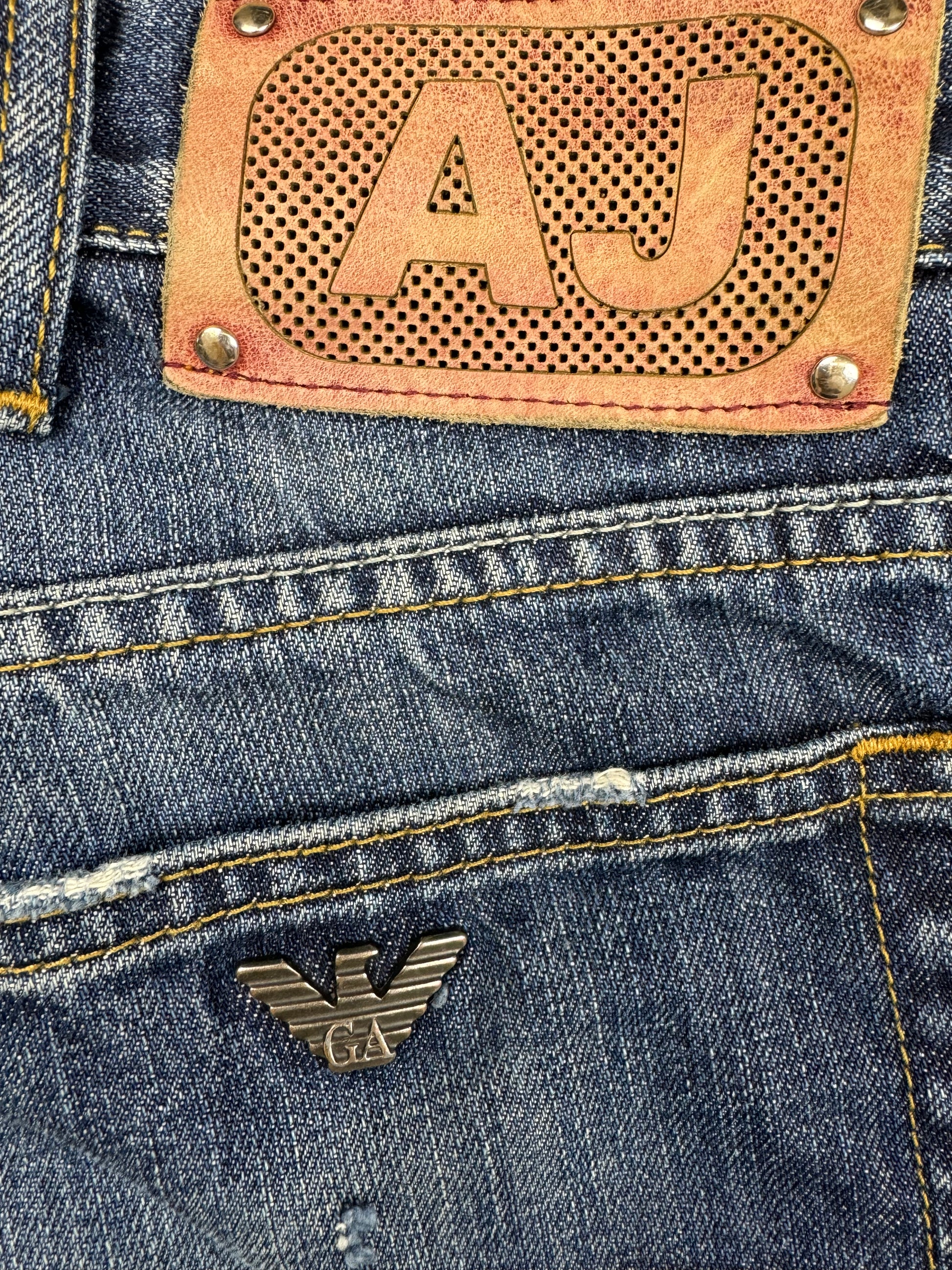 vintage Armani jeans {M}