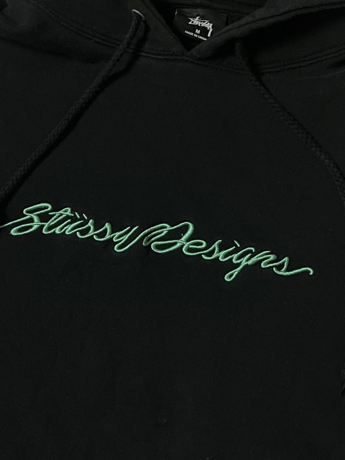 vintage Stüssy hoodie {M}
