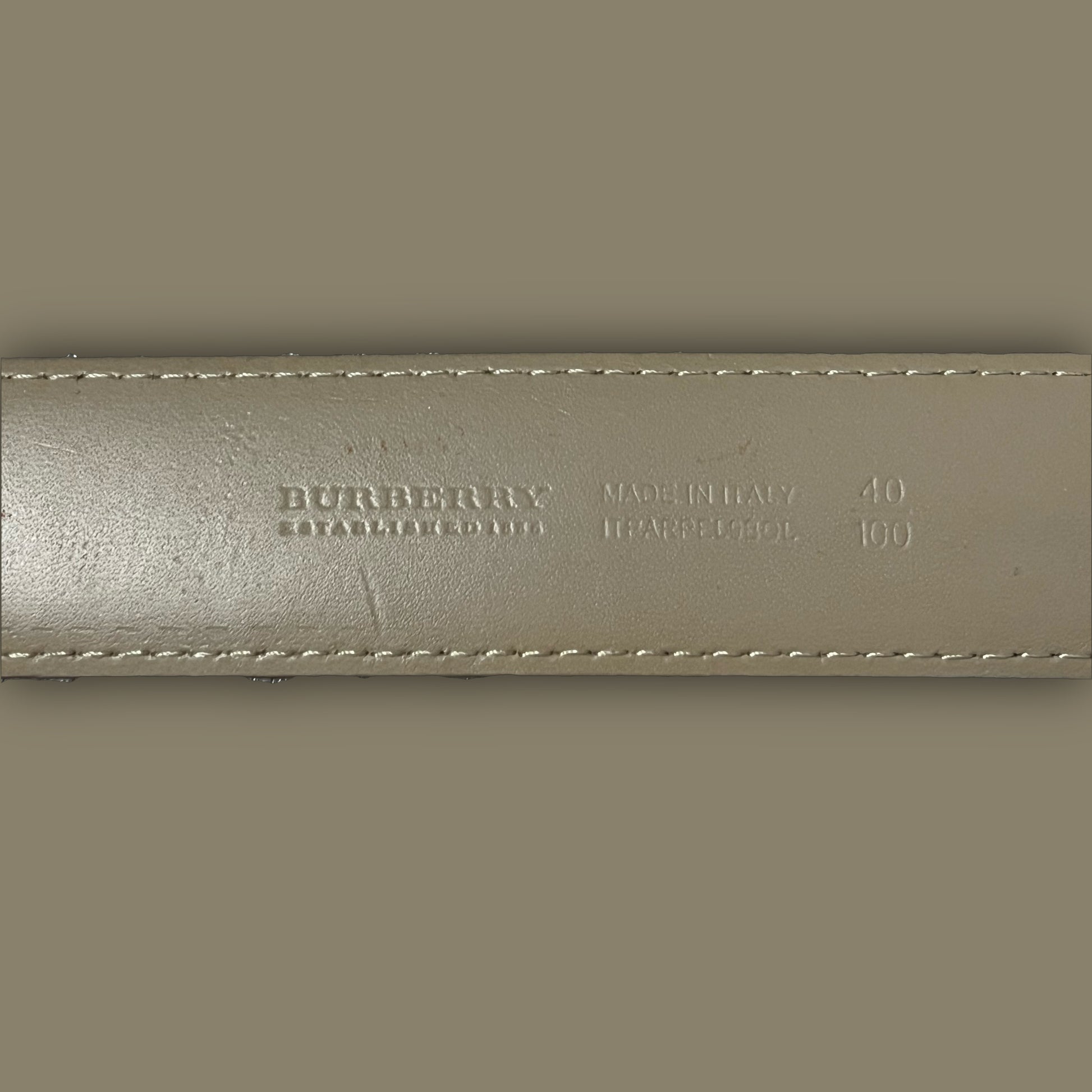 vintage Burberry belt