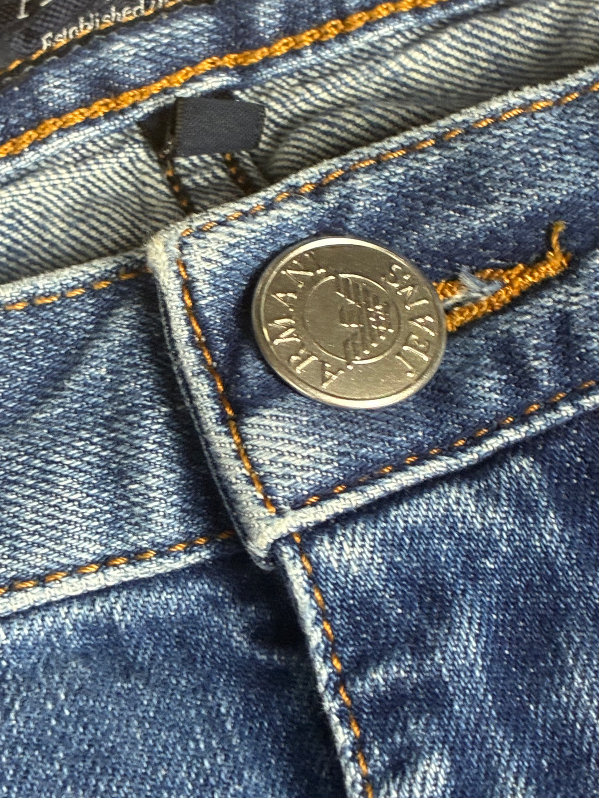 vintage Armani jeans {L}
