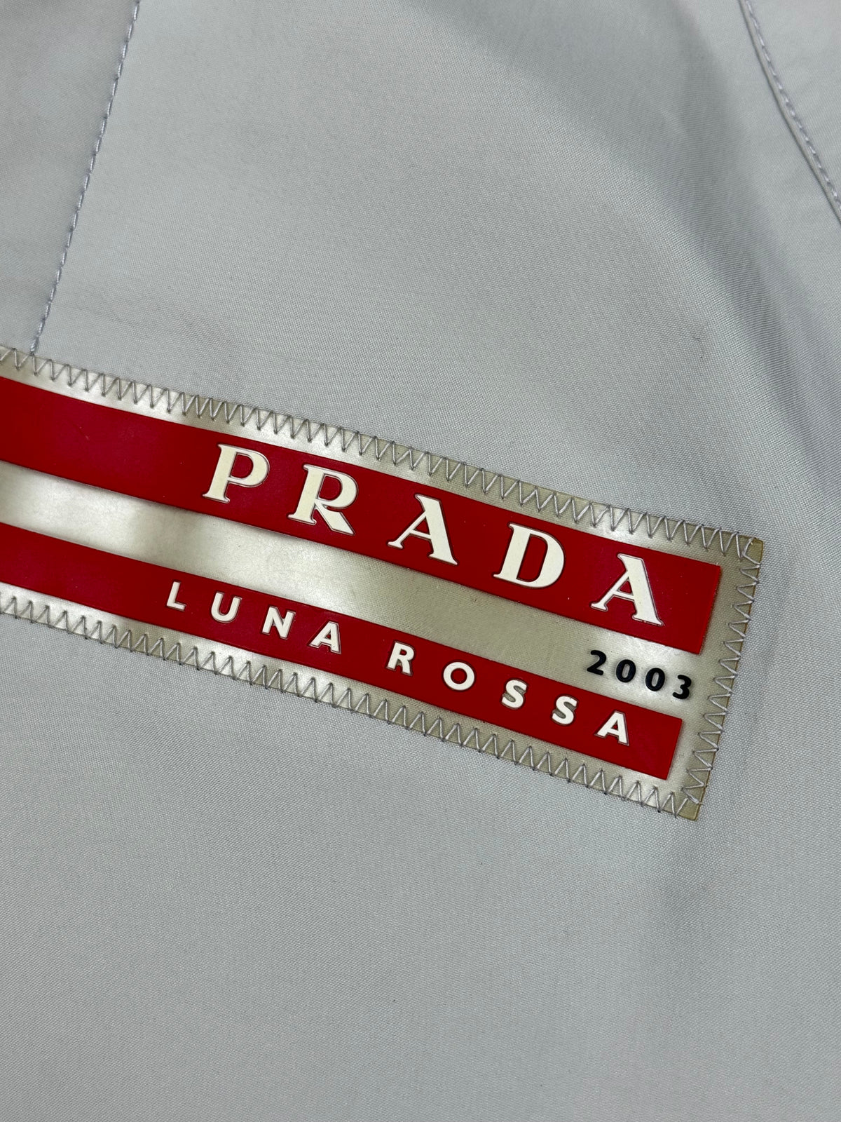 vintage Prada Luna Rossa 2003 windbreaker {L}