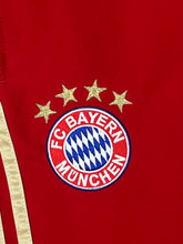 Charger l&#39;image dans la galerie, vintage Adidas Fc Bayern Munich trackpants {XL}
