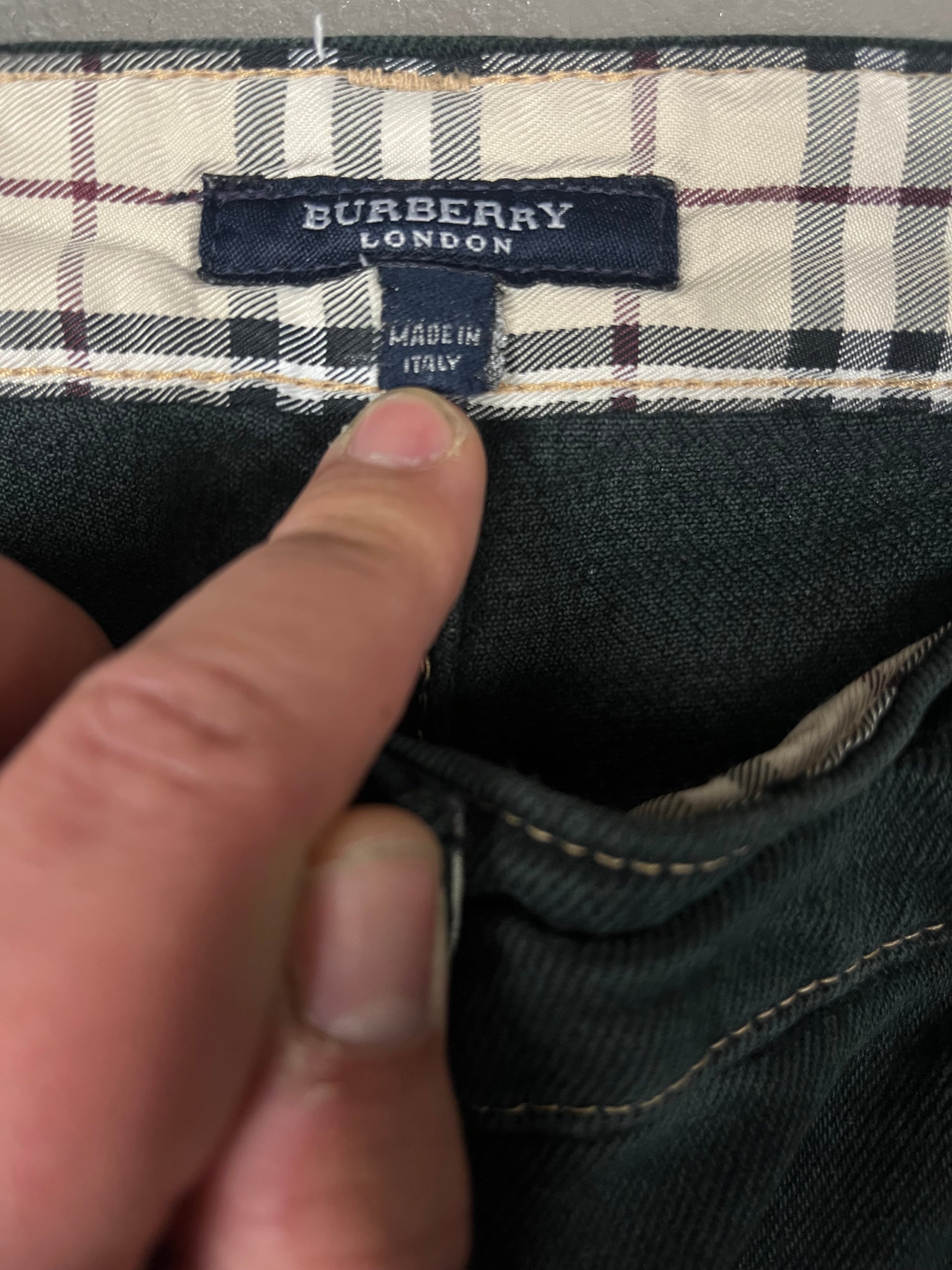 vintage Burberry jeans {M}