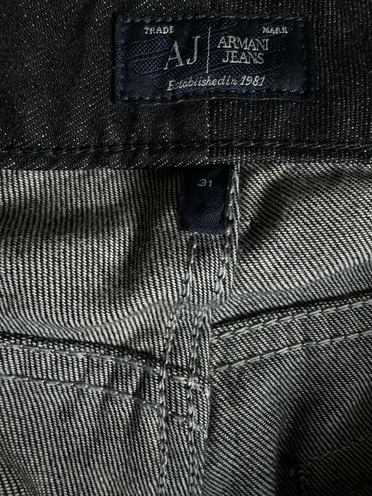 vintage Armani jeans {S}