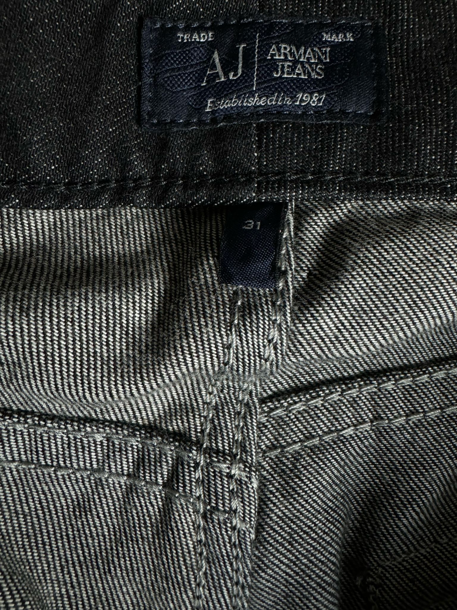 vintage Armani jeans {S}