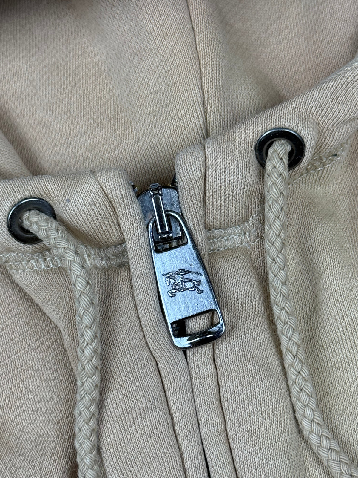vintage Burberry sweatjacket {M}
