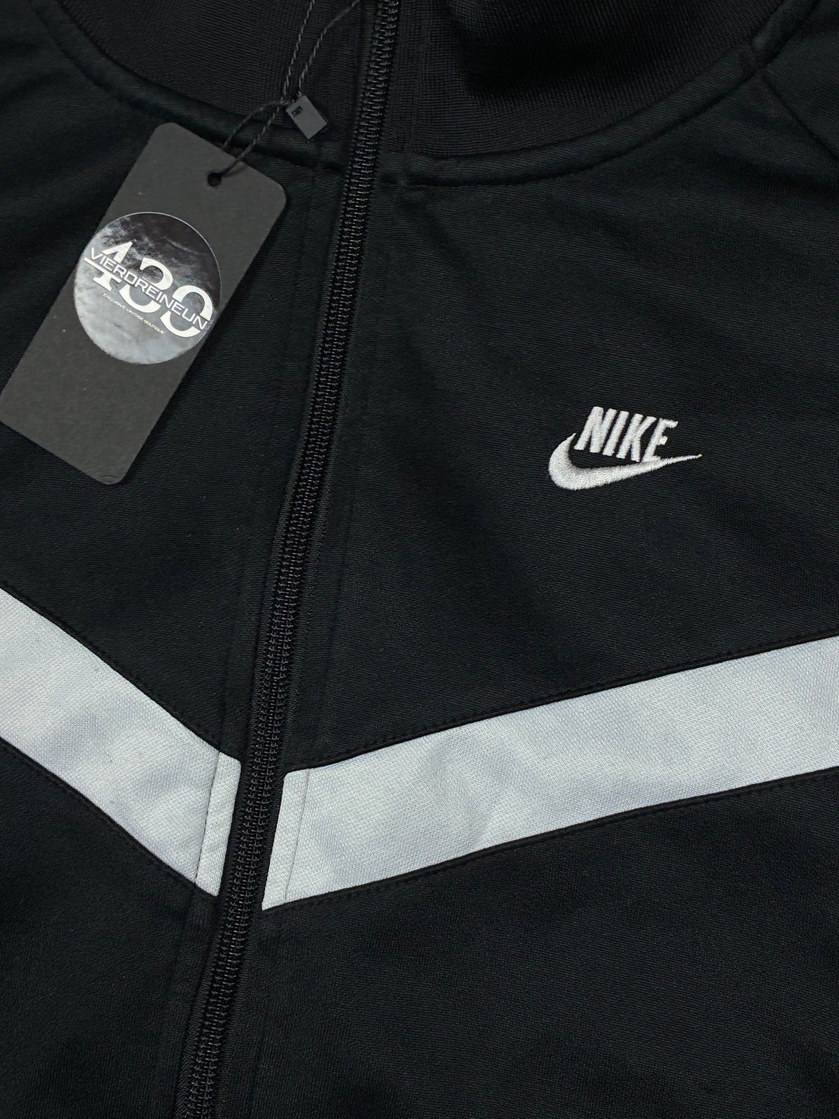 vintage Nike trackjacket {S}