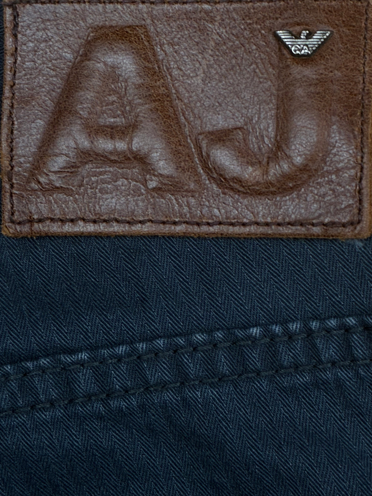 vintage Armani jeans {M}