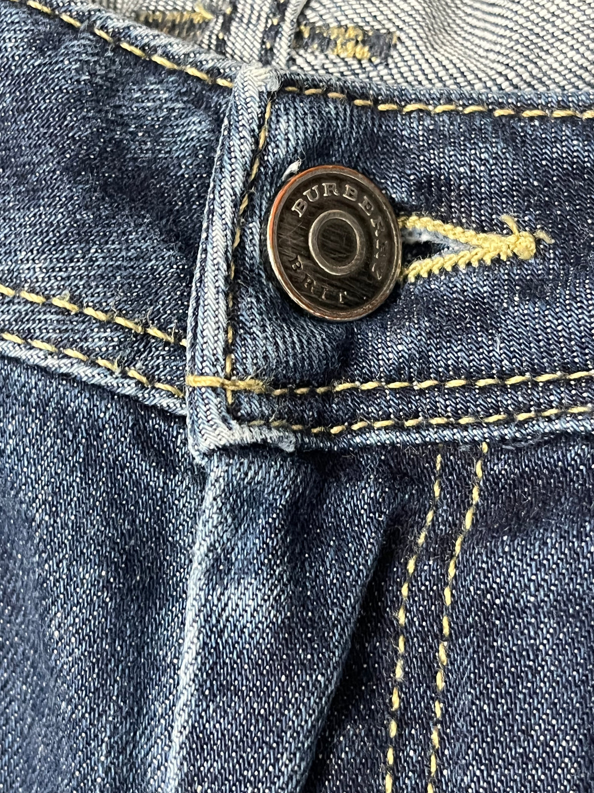 vintage Burberry jeans {XXS}