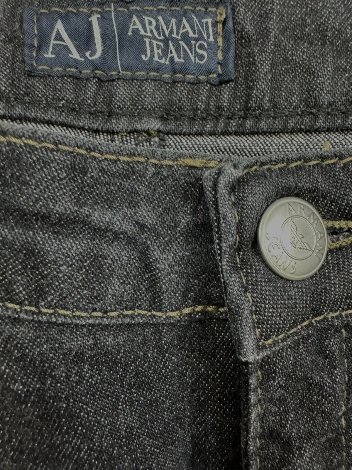 vintage Armani jeans {M}