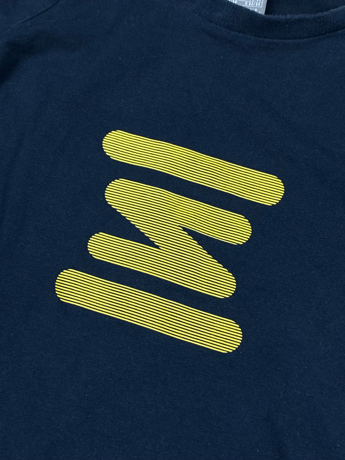 vintage Nike SHOX t-shirt {M}