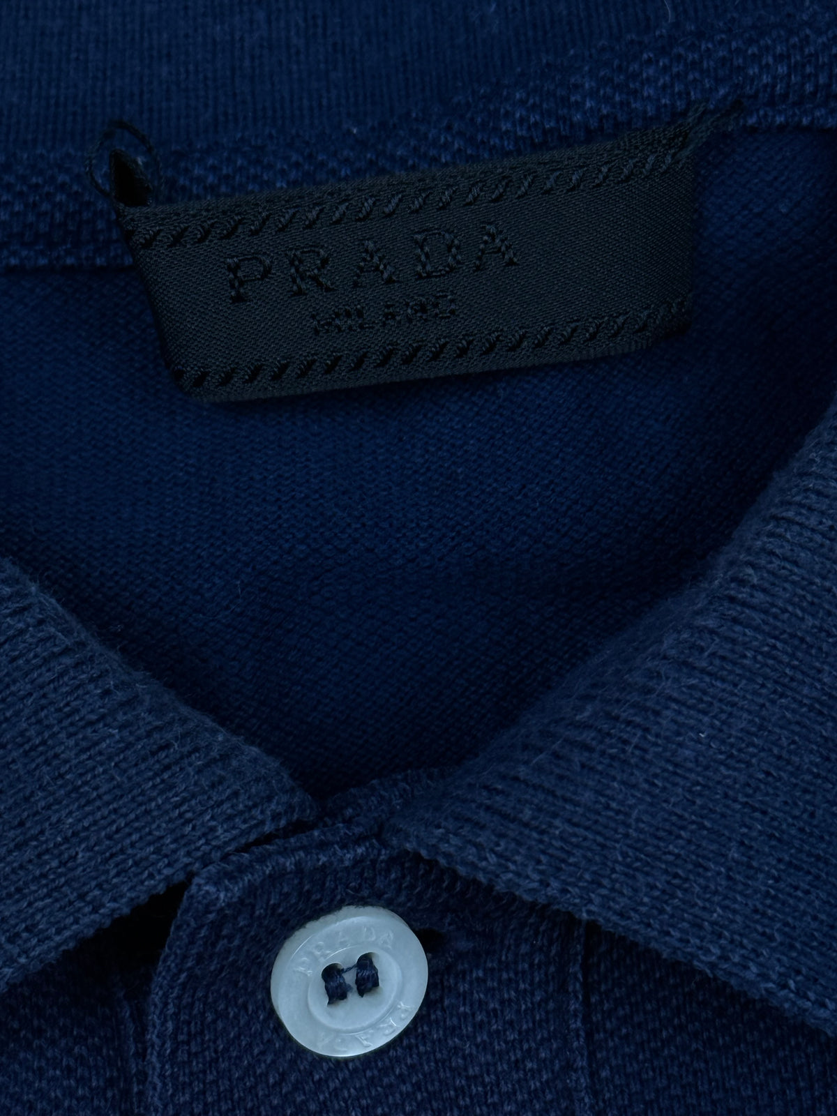 navyblue Prada polo {M}