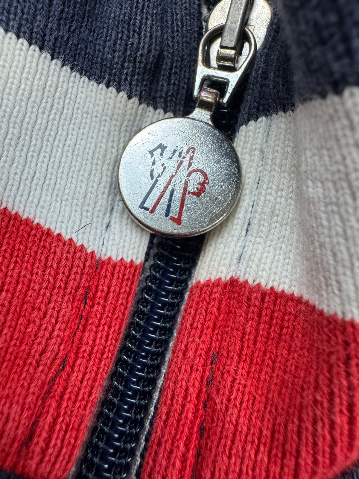 vintage Moncler sweatjacket {XL}