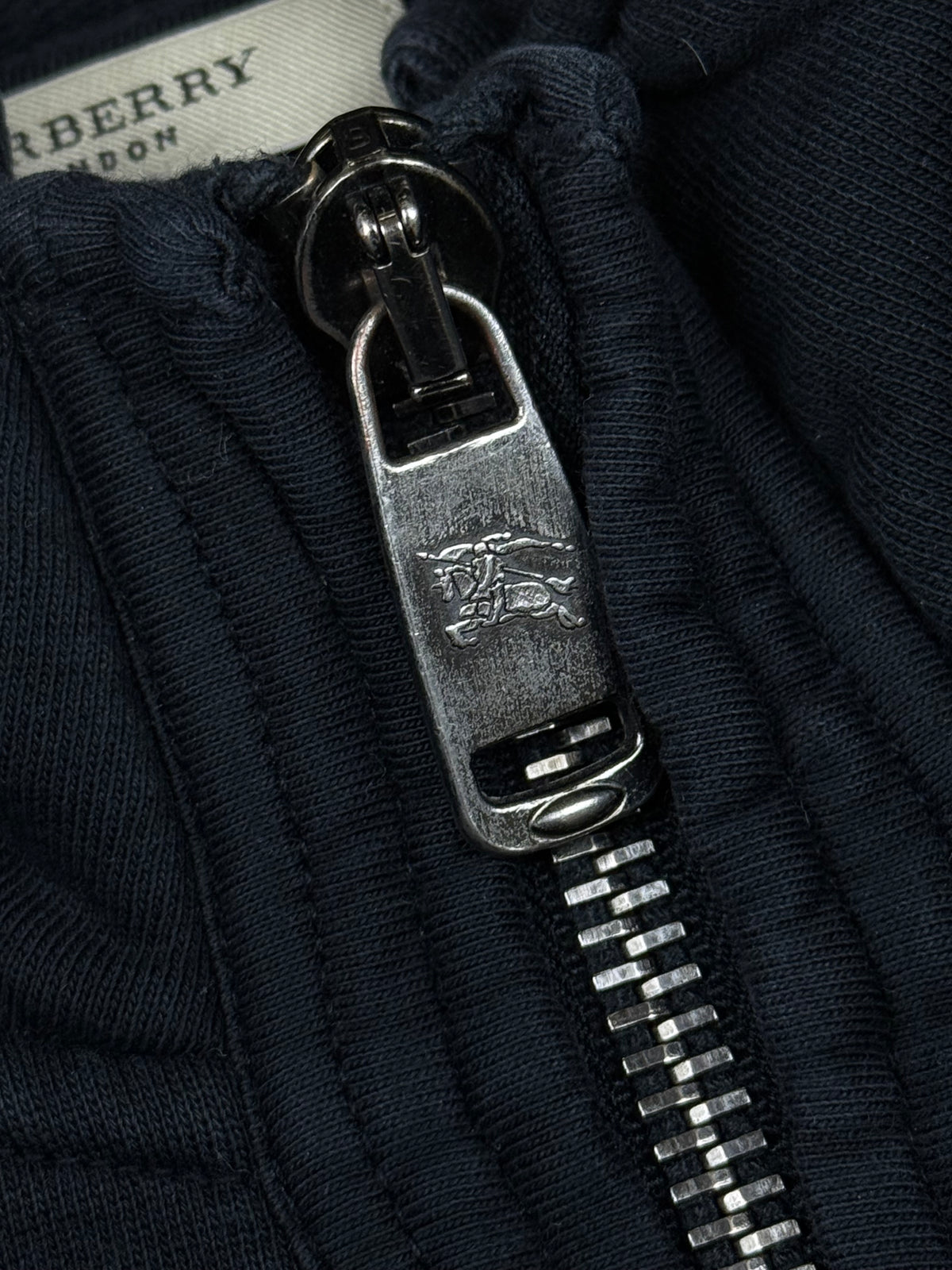 vintage Burberry sweatjacket {L}