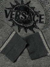 Φόρτωση εικόνας στο εργαλείο προβολής Συλλογής, vintage Versace knittedsweater {M-L}
