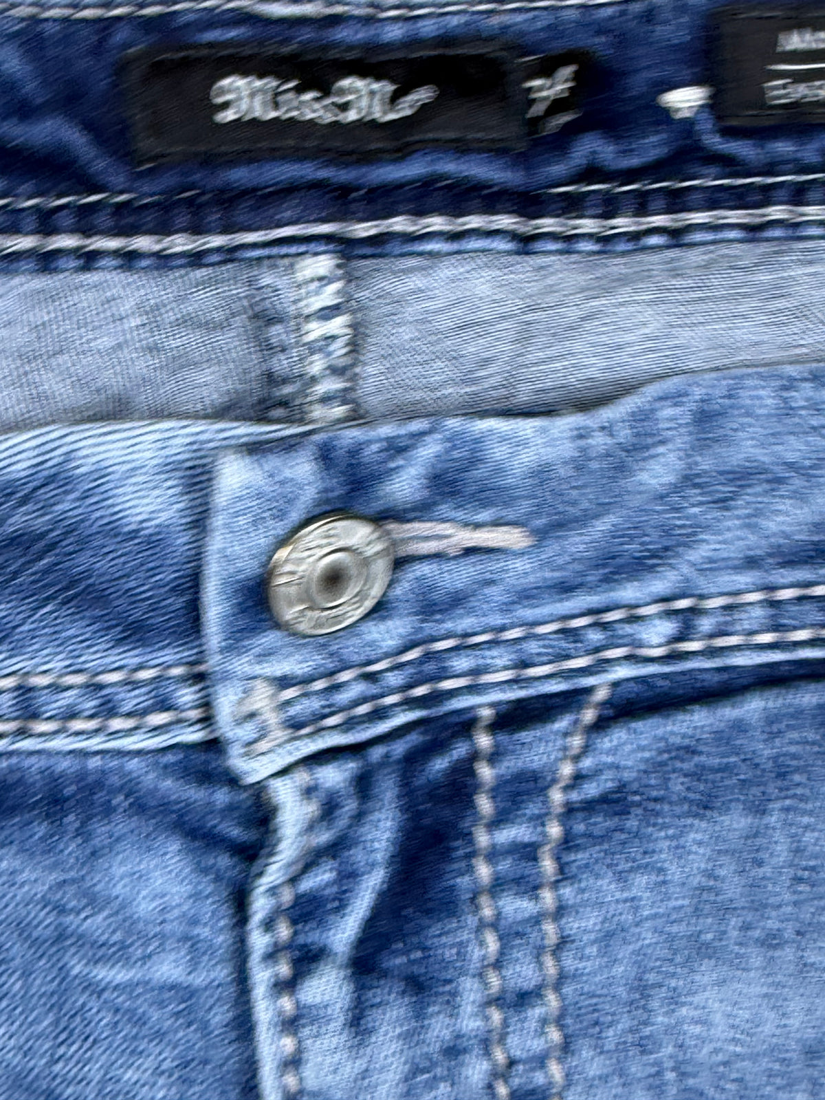 vintage Miss Me jeans {M}