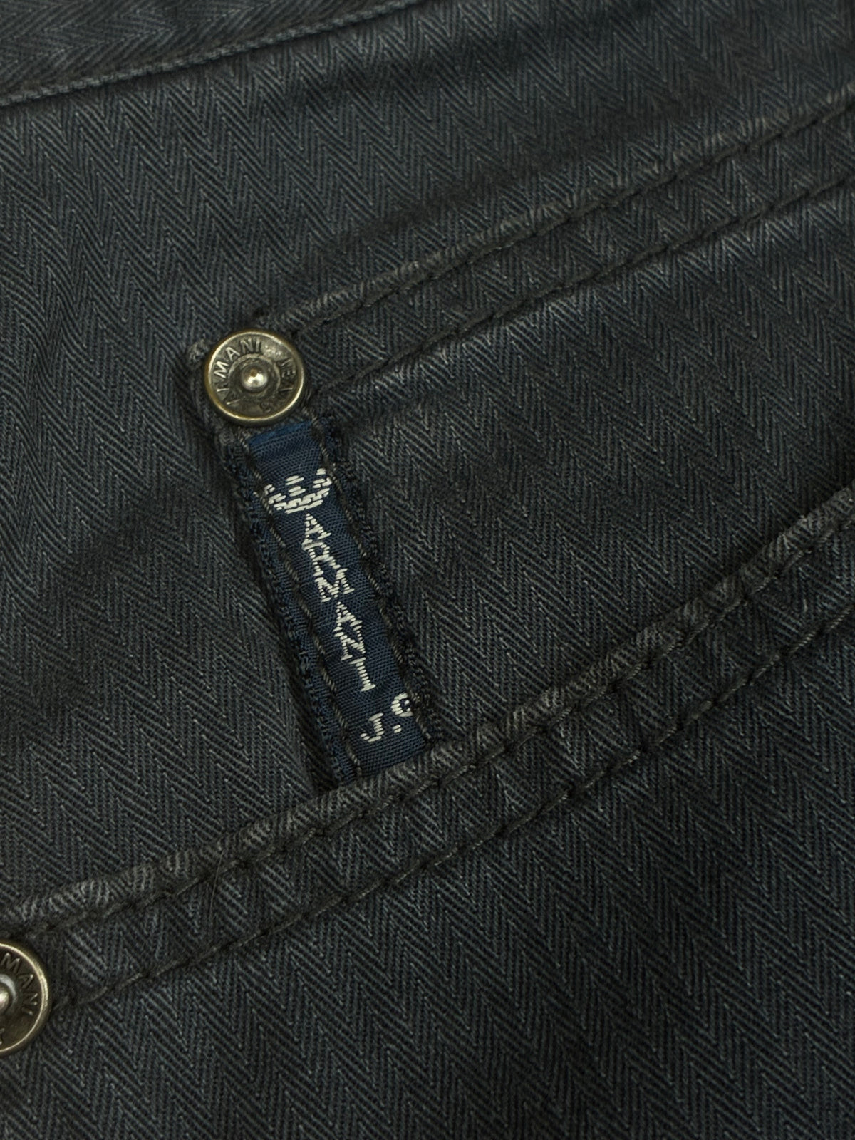 vintage Armani jeans {M}