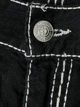 Carregar imagem no visualizador da galeria, vintage True Religion jeans {XL}
