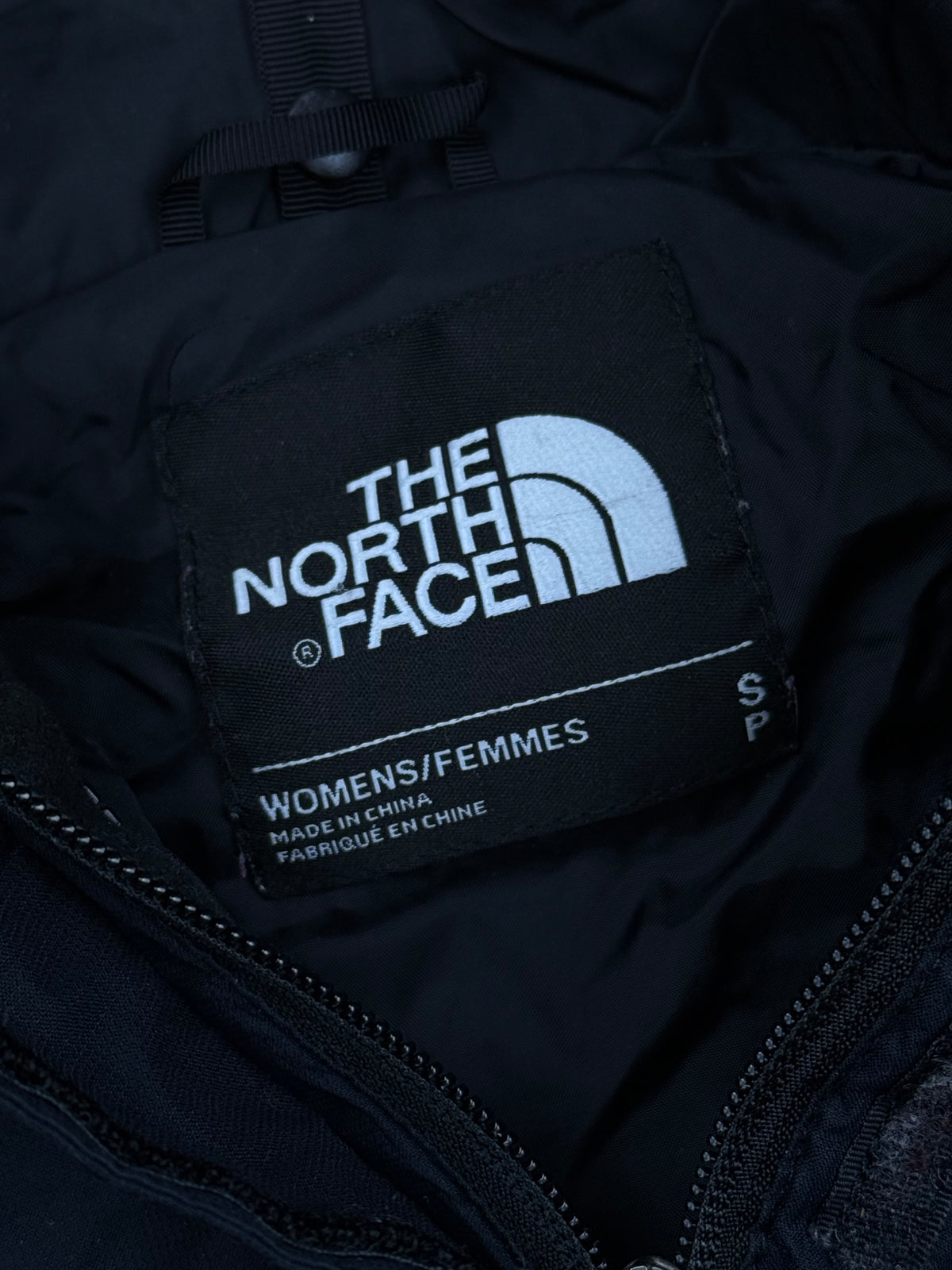 vintage The North Face windbreaker {S}