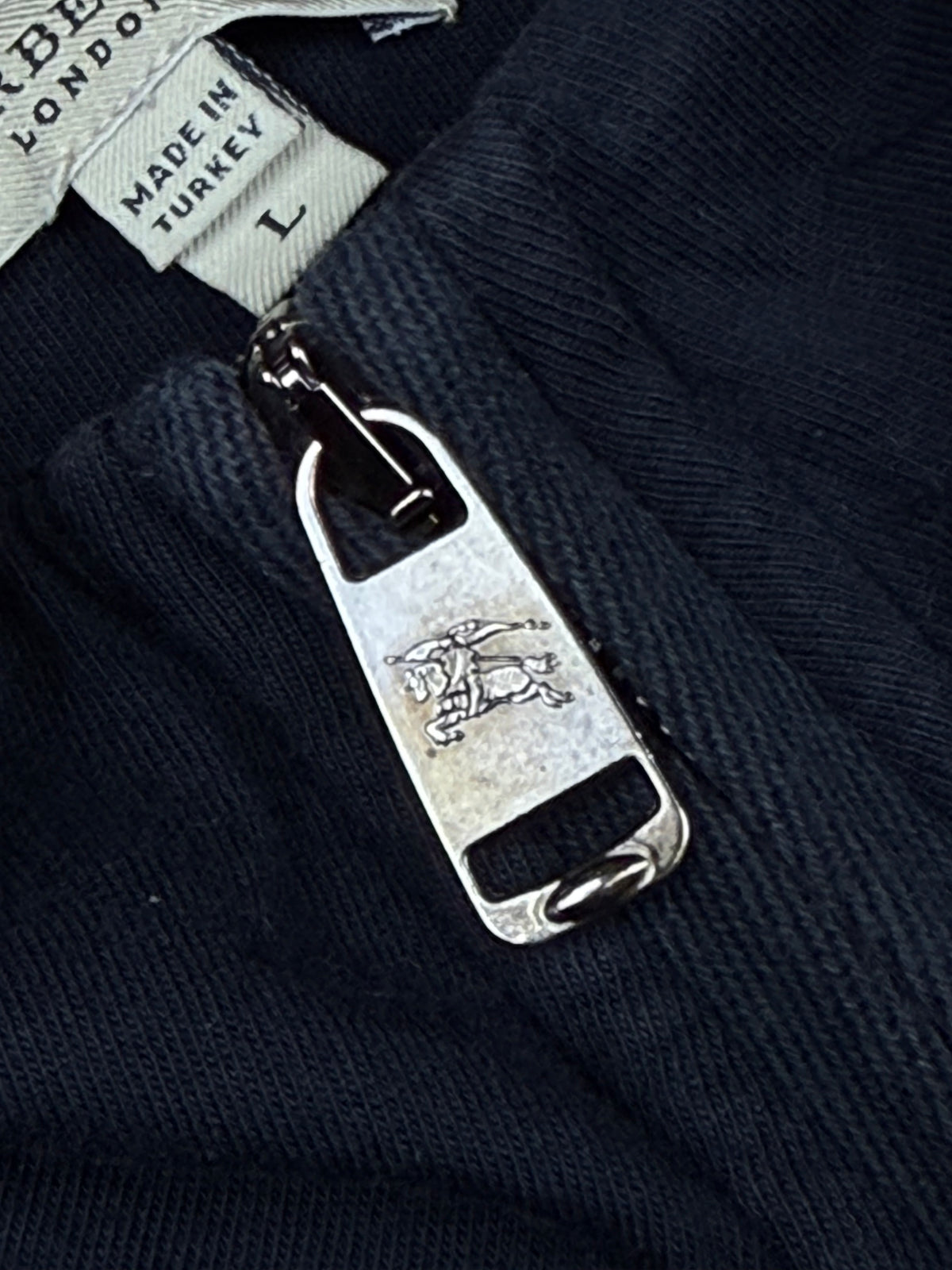 vintage Burberry sweatjacket {M}