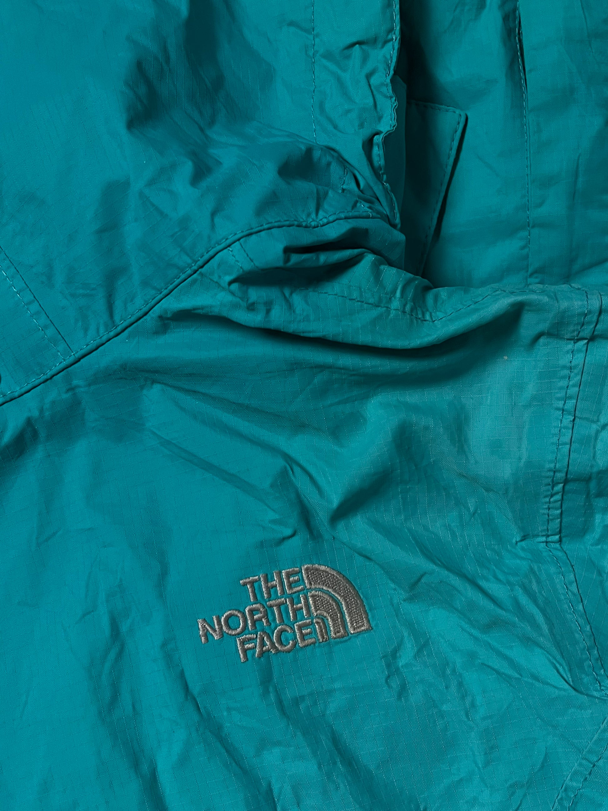 vintage North Face windbreaker {XS}