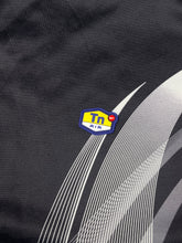 Cargar imagen en el visor de la galería, vintage Nike TN TUNED jersey {S}
