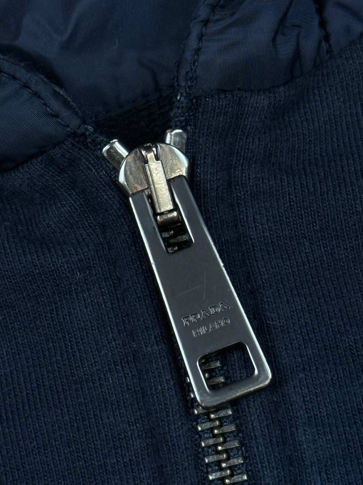 vintage navyblue Prada sweatjacket