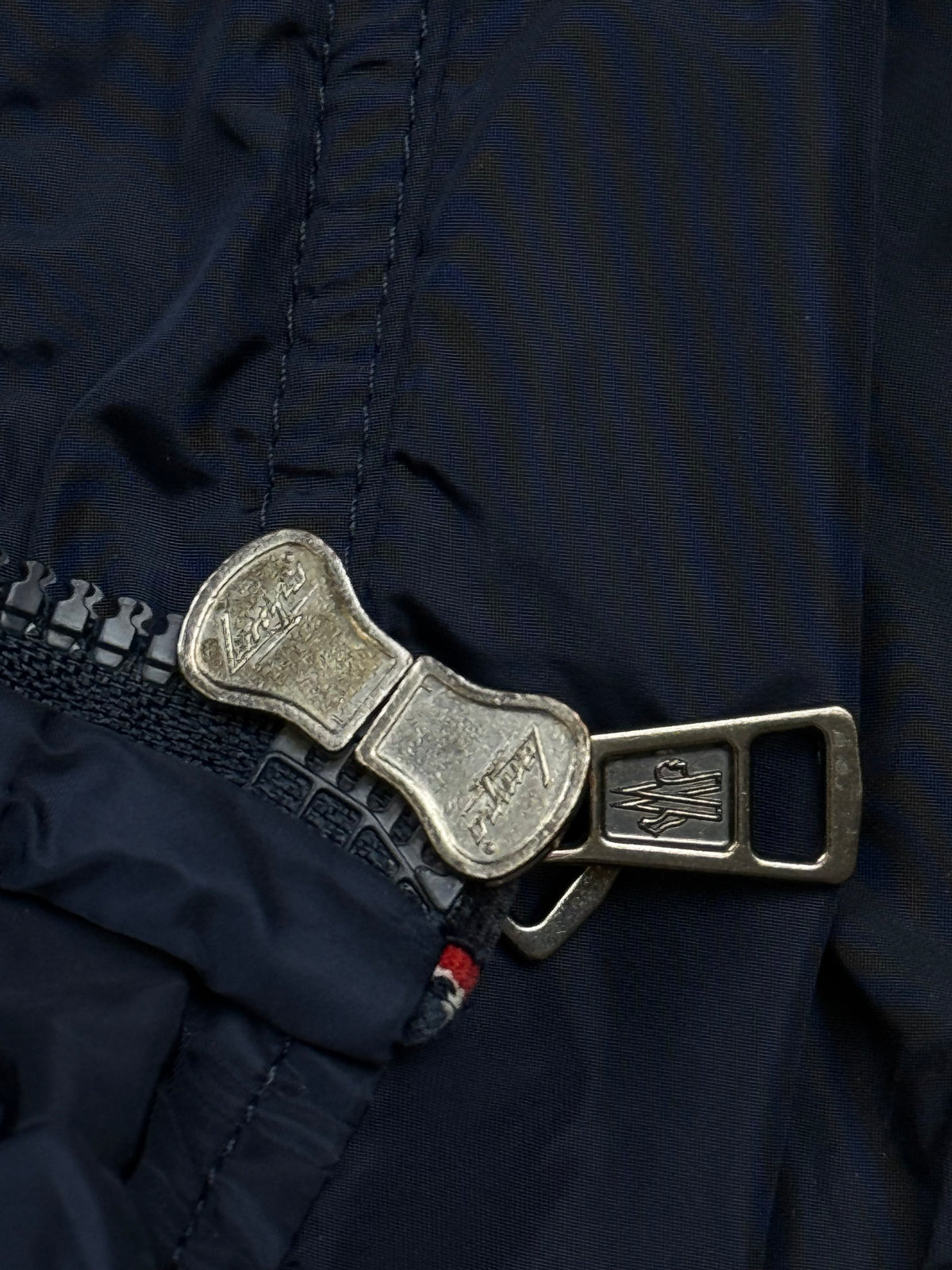 vintage Moncler windbreaker {M}