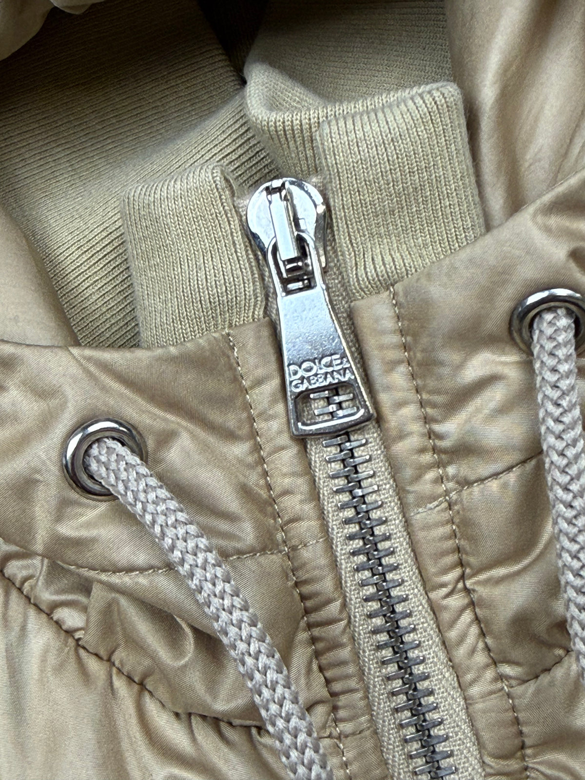 vintage Dolce & Gabbana windbreaker {S}