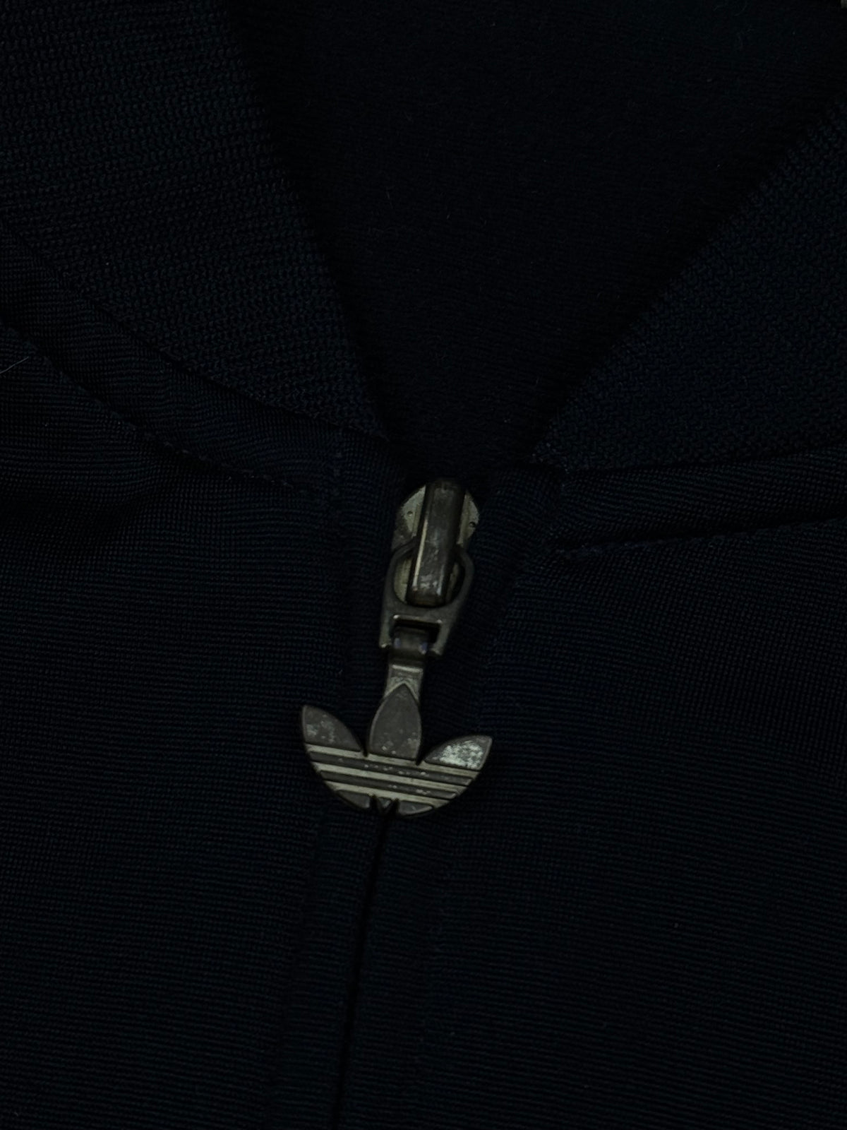 vintage Adidas trackjacket {XS}