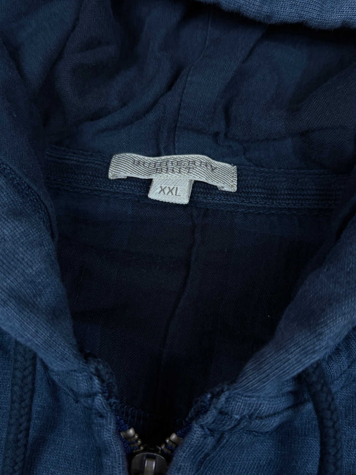 vintage Burberry sweatjacket {XL}