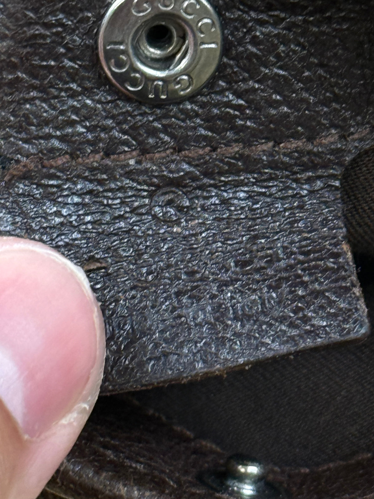 vintage Gucci slingbag