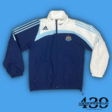 Carregar imagem no visualizador da galeria, vintage Adidas Newcastle United windbreaker {M}
