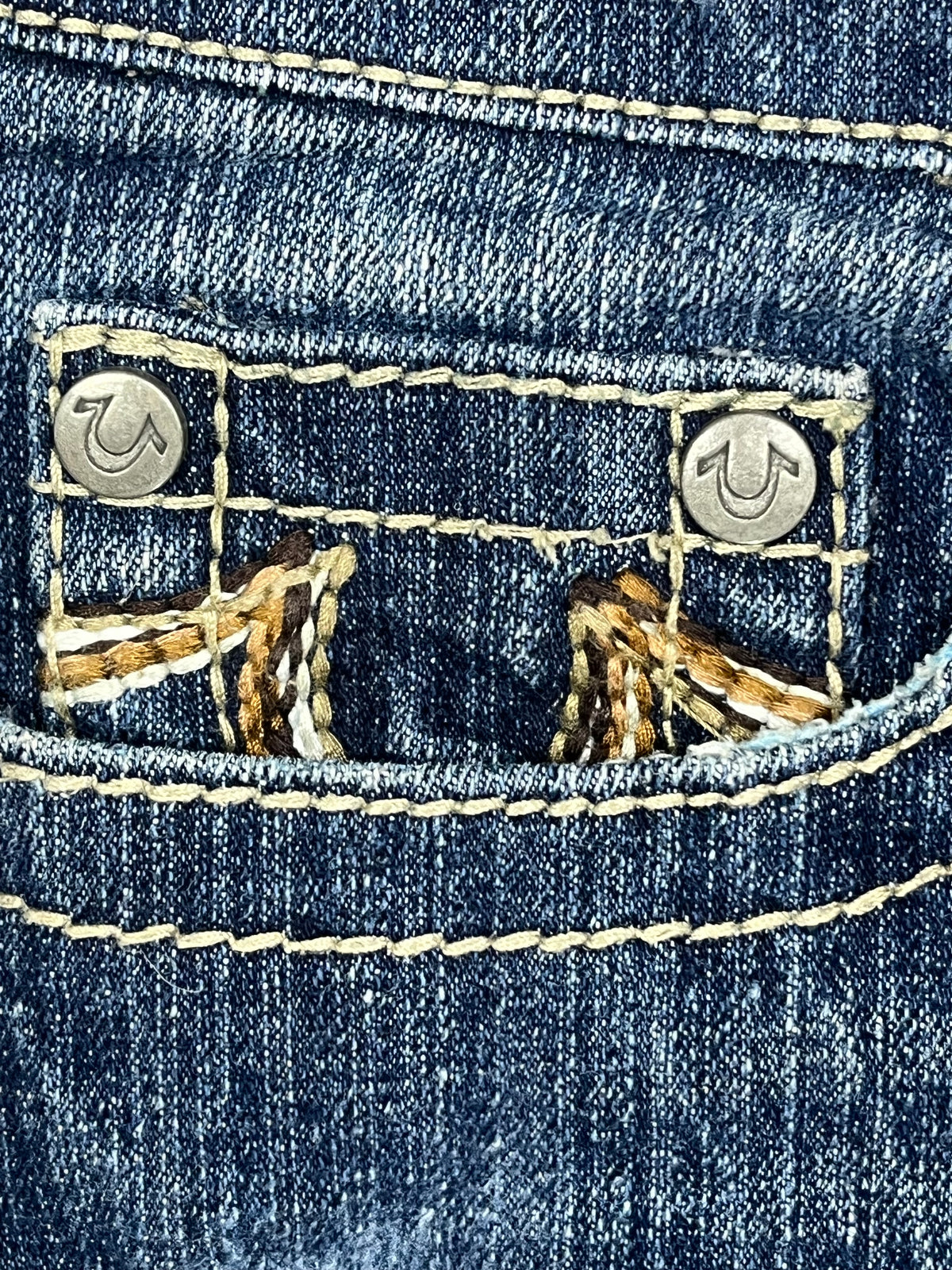 vintage True Religion shorts {L}