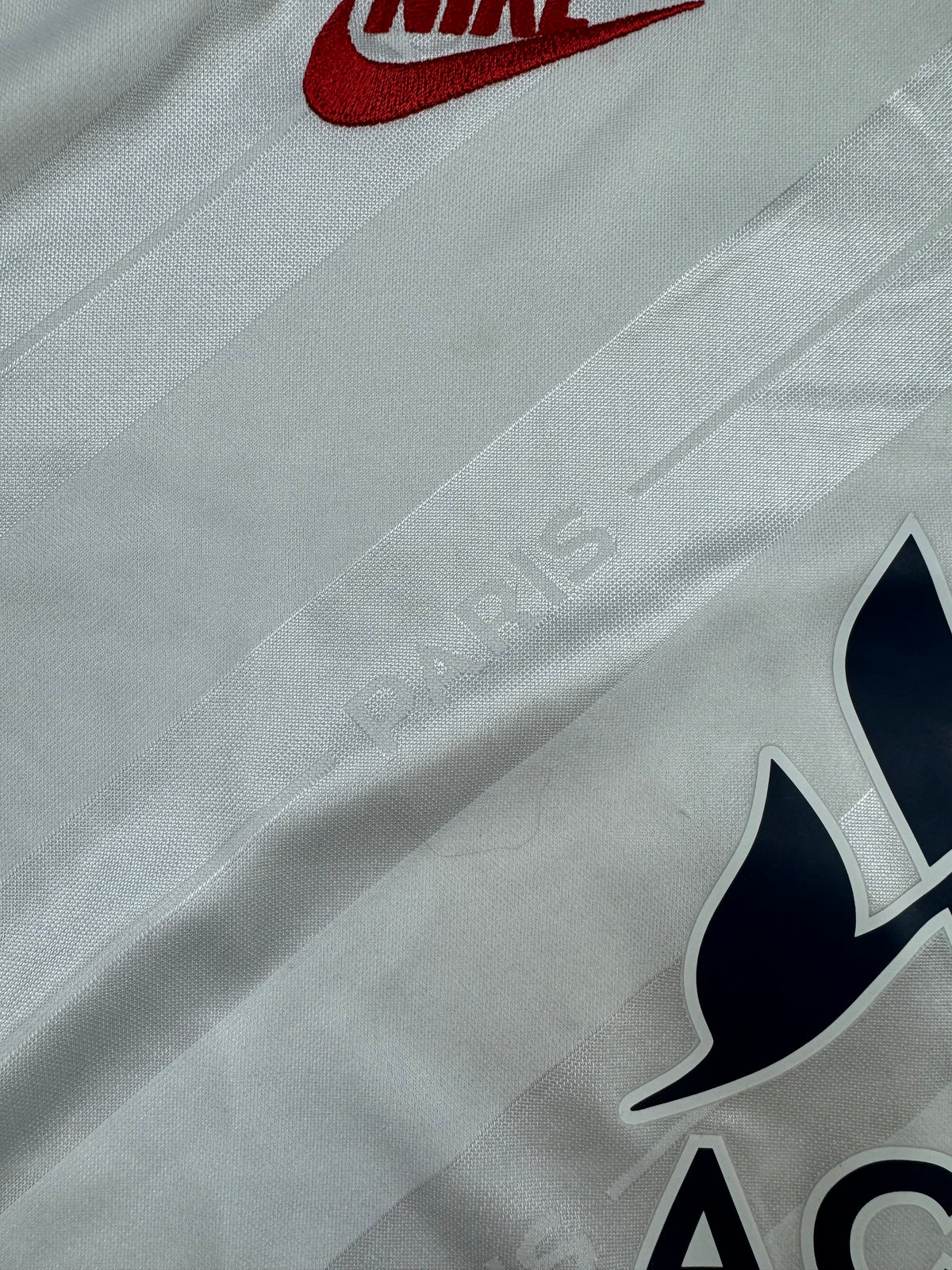 white Nike PSG Paris Saint Germain away jersey {M}