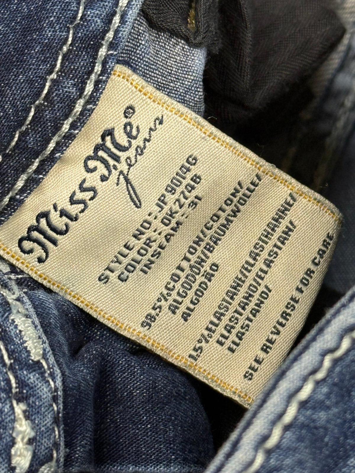 vintage Miss Me jeans {XS}