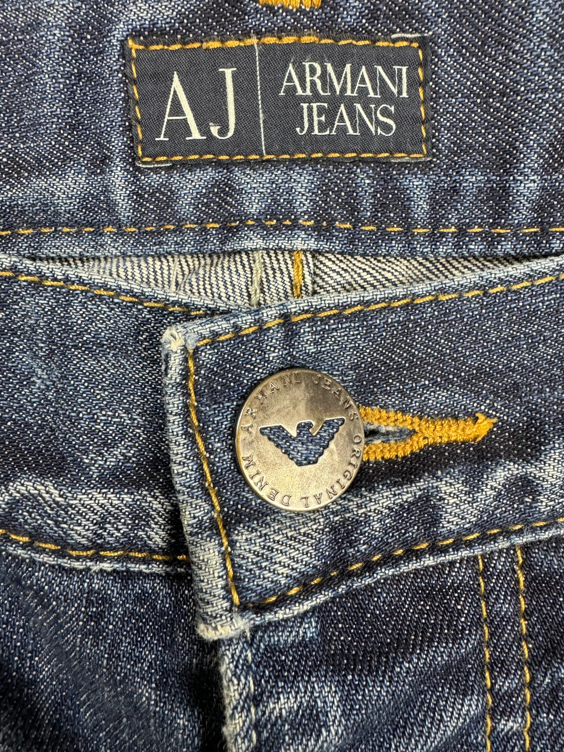 vintage Armani jeans {M}