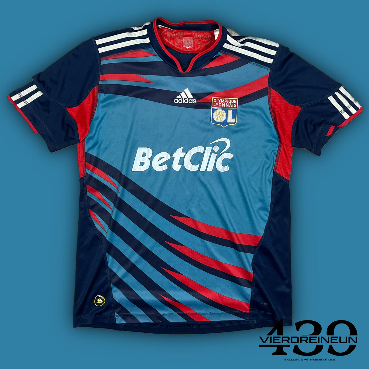 vintage Adidas Olympique Lyon away jersey {M}