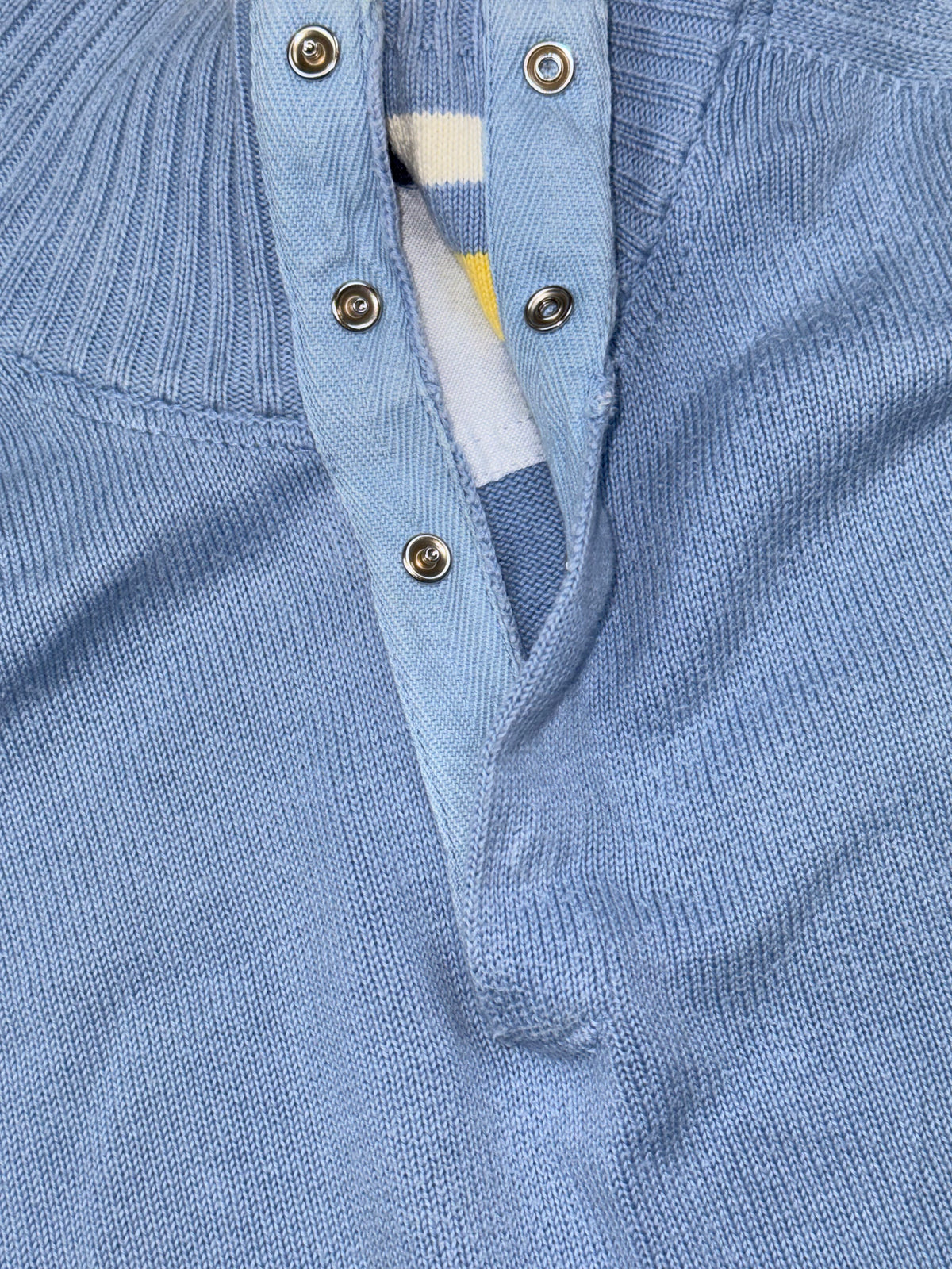 vintage babyblue Burberry quarterzip {M}