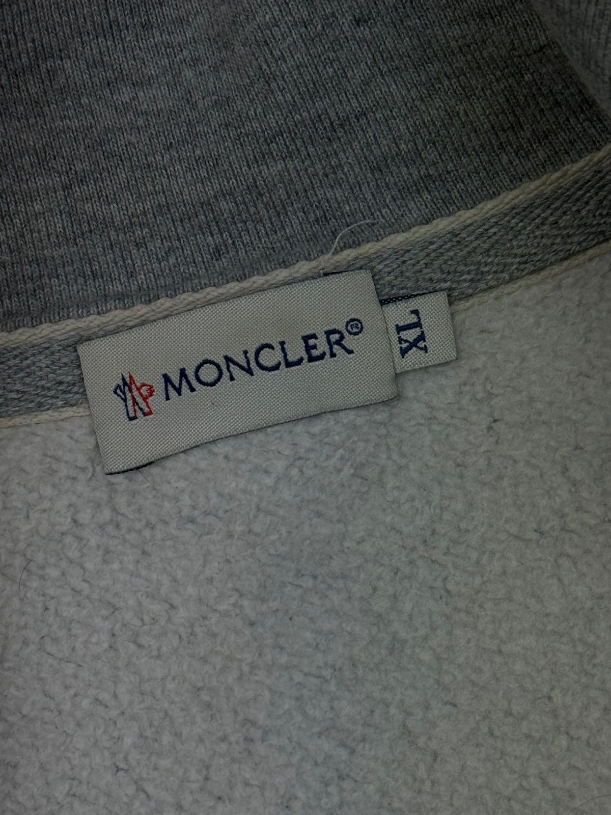 vintage Moncler sweatjacket {L}