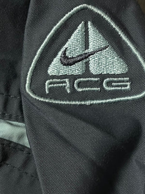 vintage Nike ACG winterjacket {S}