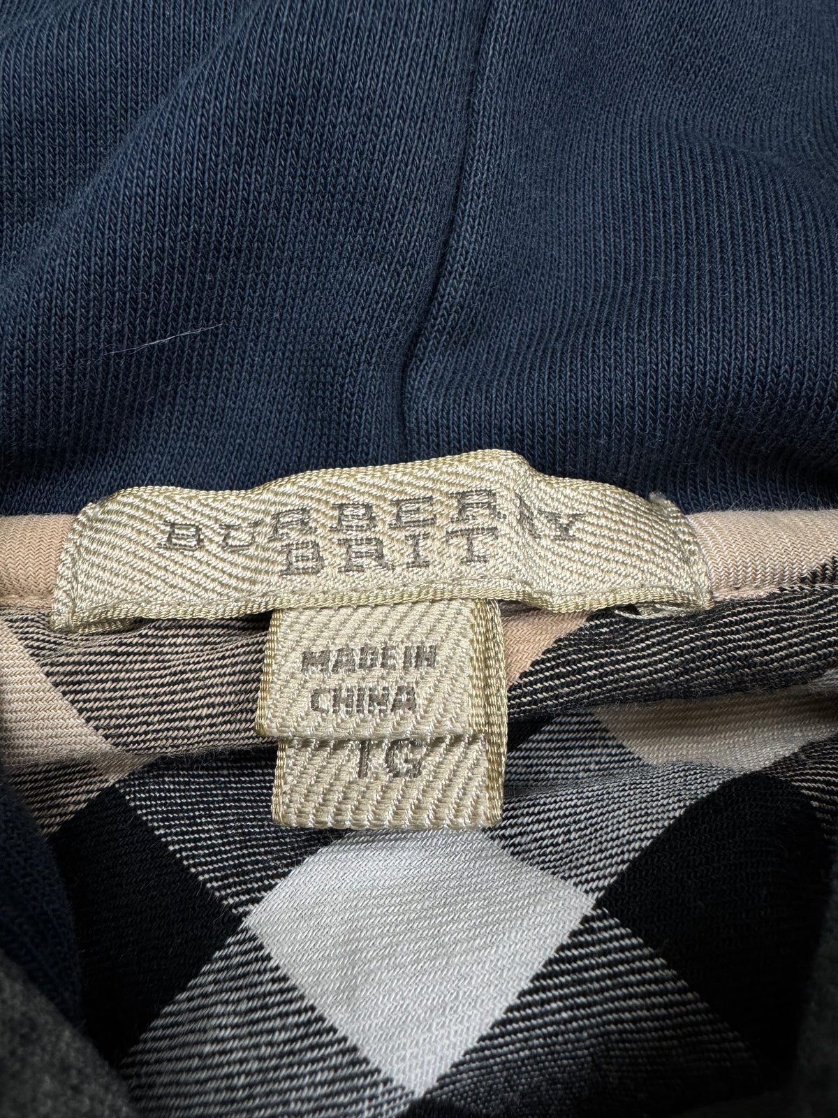vintage Burberry sweatjacket {XL}