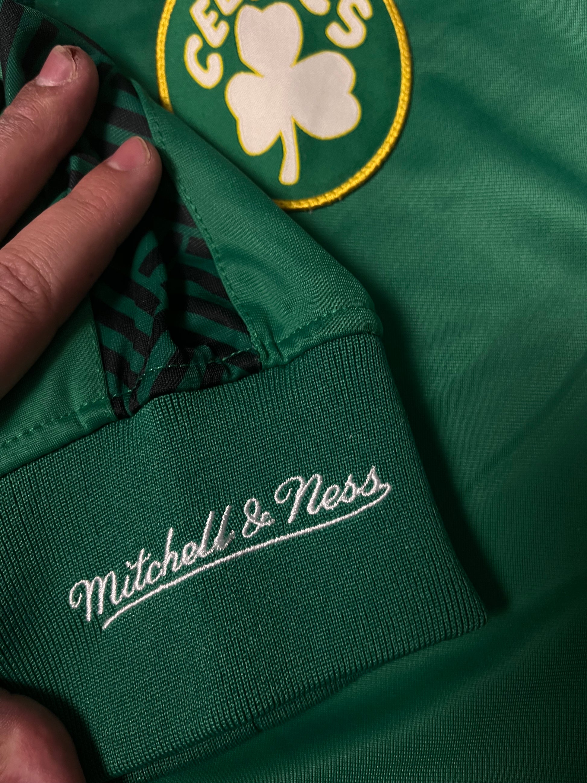 Mitchell & Ness Boston Celtics trackjacket DSWT {L}