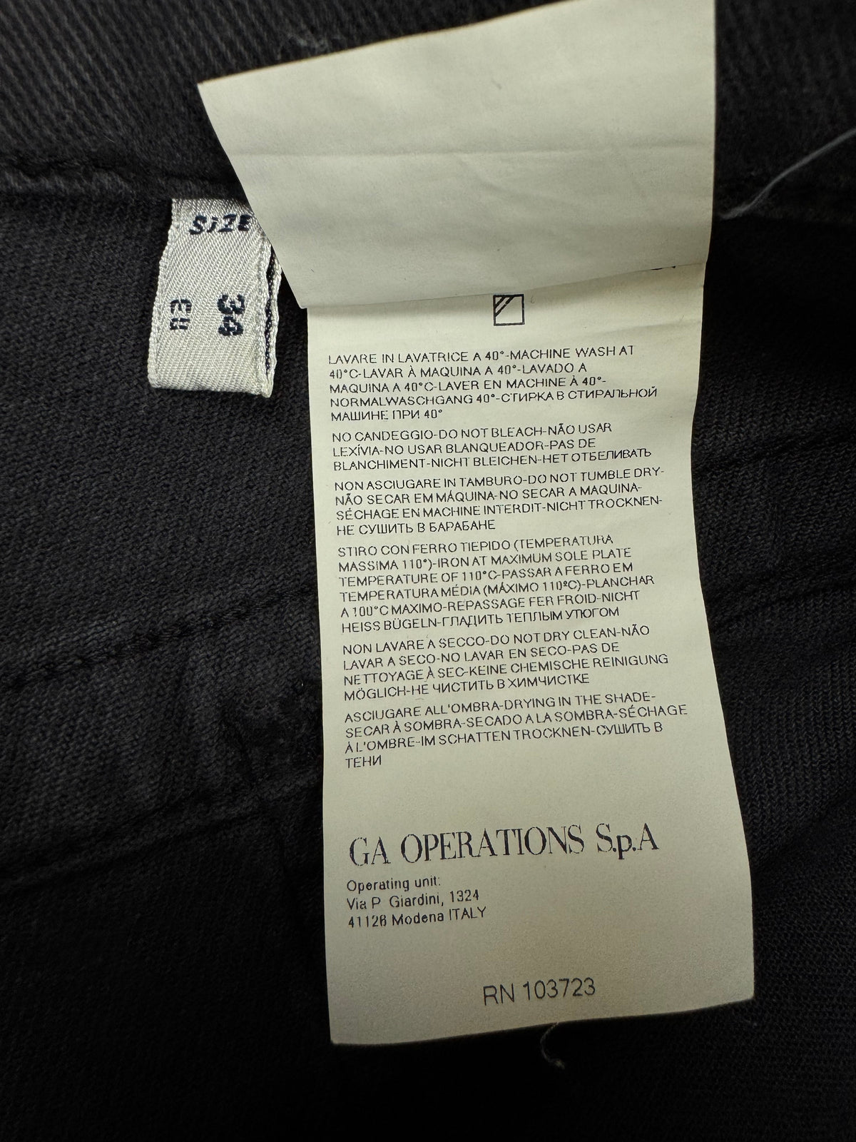 vintage Armani jeans {S}