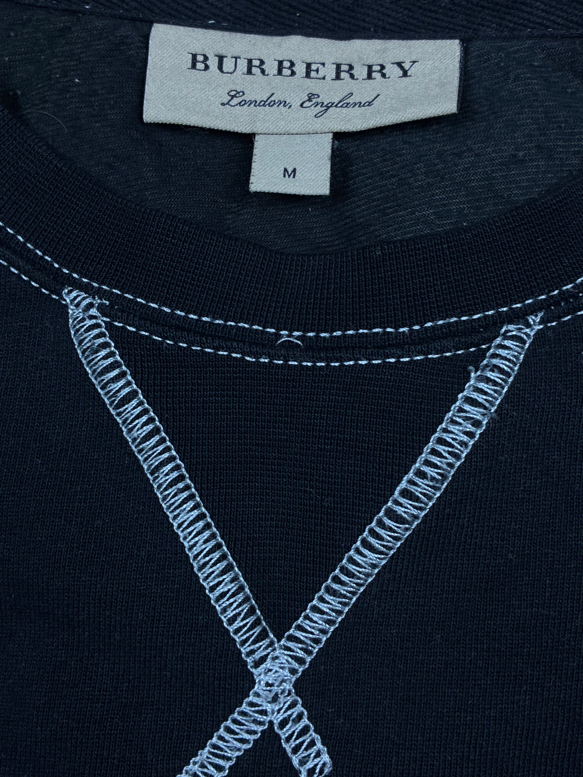 vintage Burberry sweater {M}