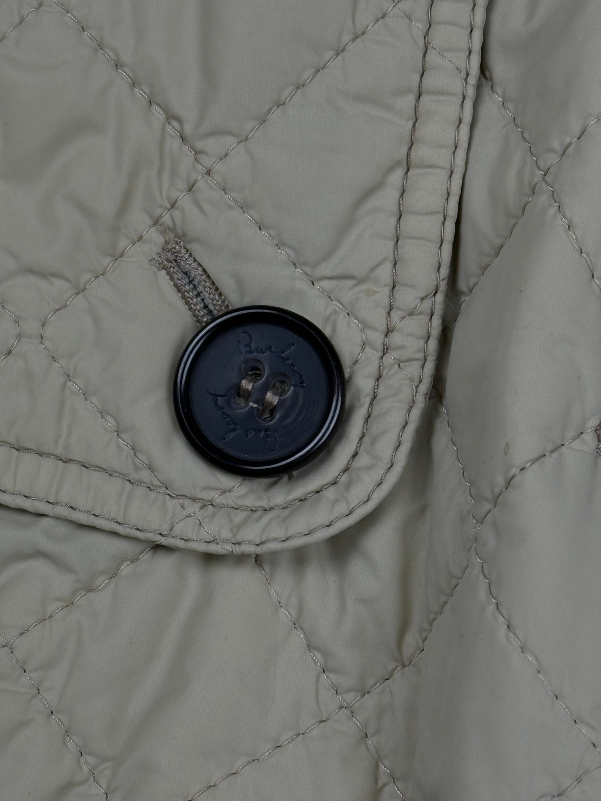 vintage Burberry coat {M}
