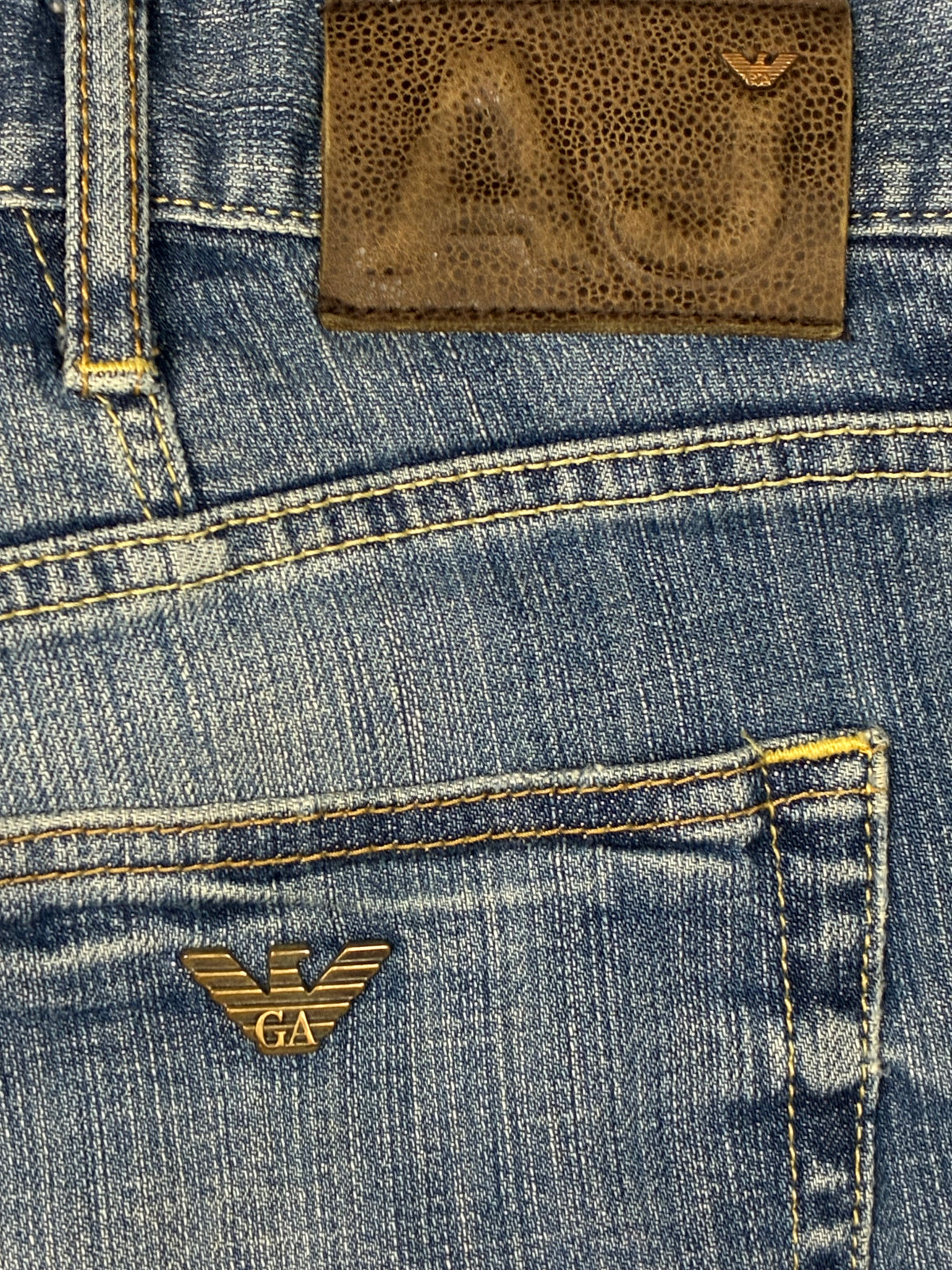 vintage Armani jeans {L}