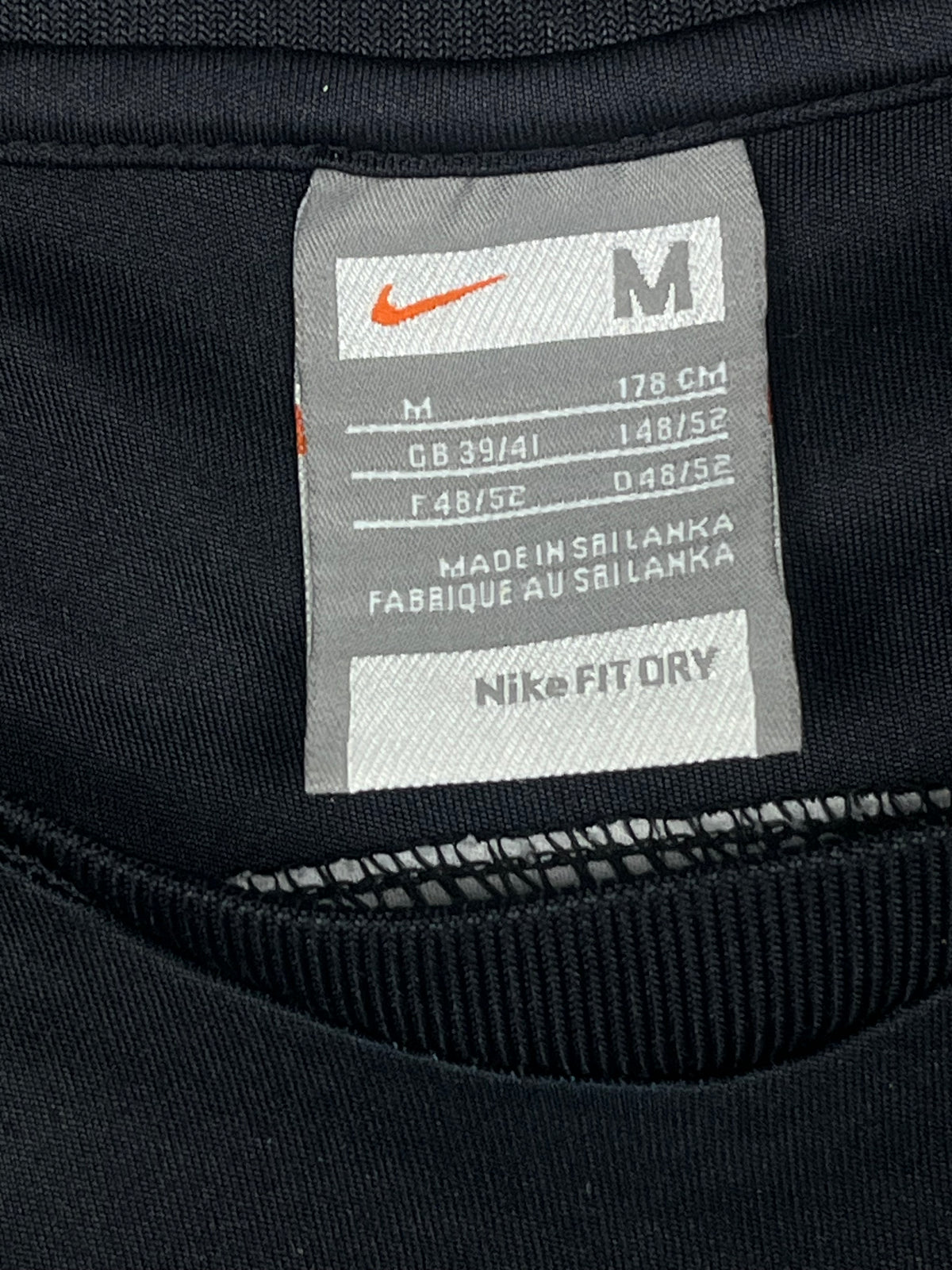 vintage Nike jersey {M}