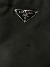 Carica l&#39;immagine nel visualizzatore di Gallery, vintage Prada slingbag
